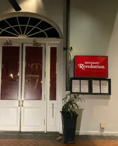 Restaurant R'evolution