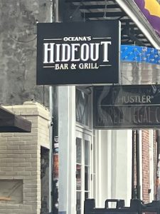 Hideout Bar