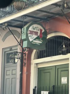 Pat O'Brien's Courtyard Restaurant