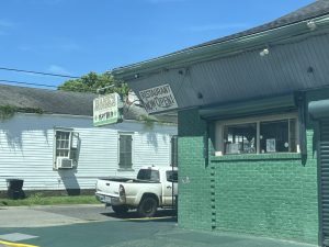Hank's Bar
